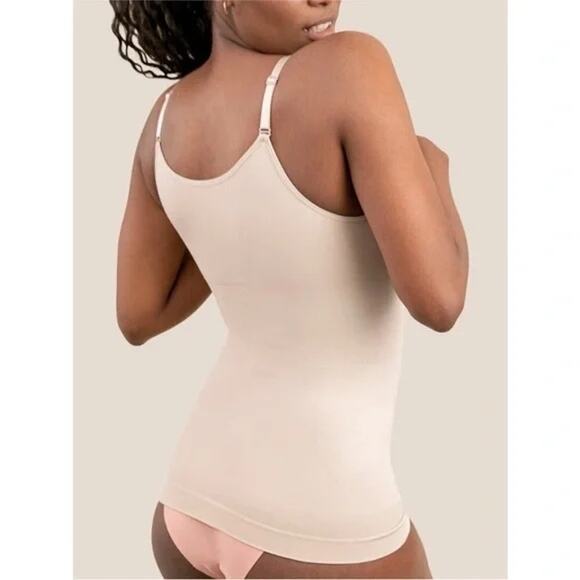 SHAPERMINT NIP $40 All Day Every Day Scoop Neck Cami - Picture 4 of 8